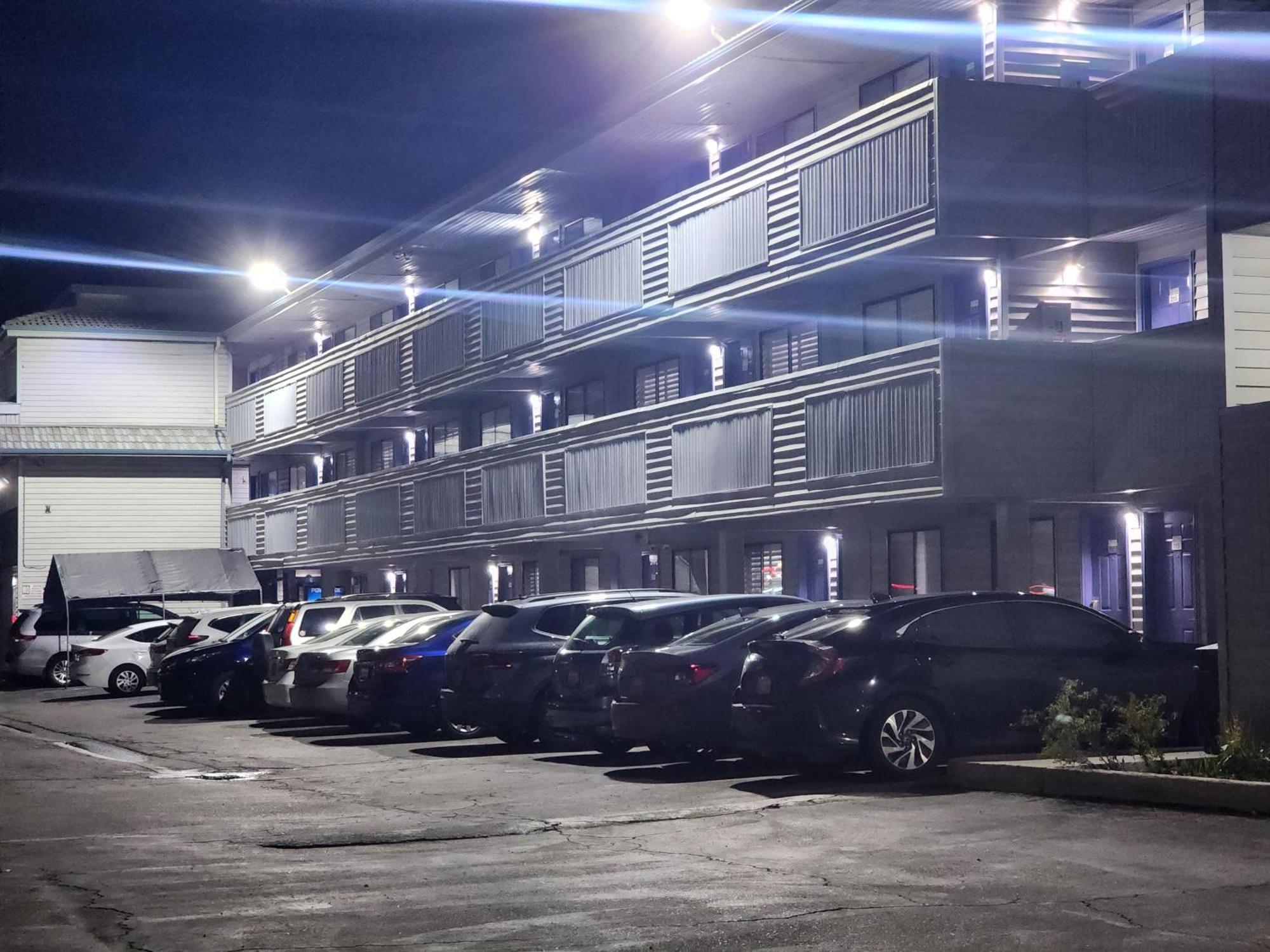 Budget Inn Corcoran Екстериор снимка