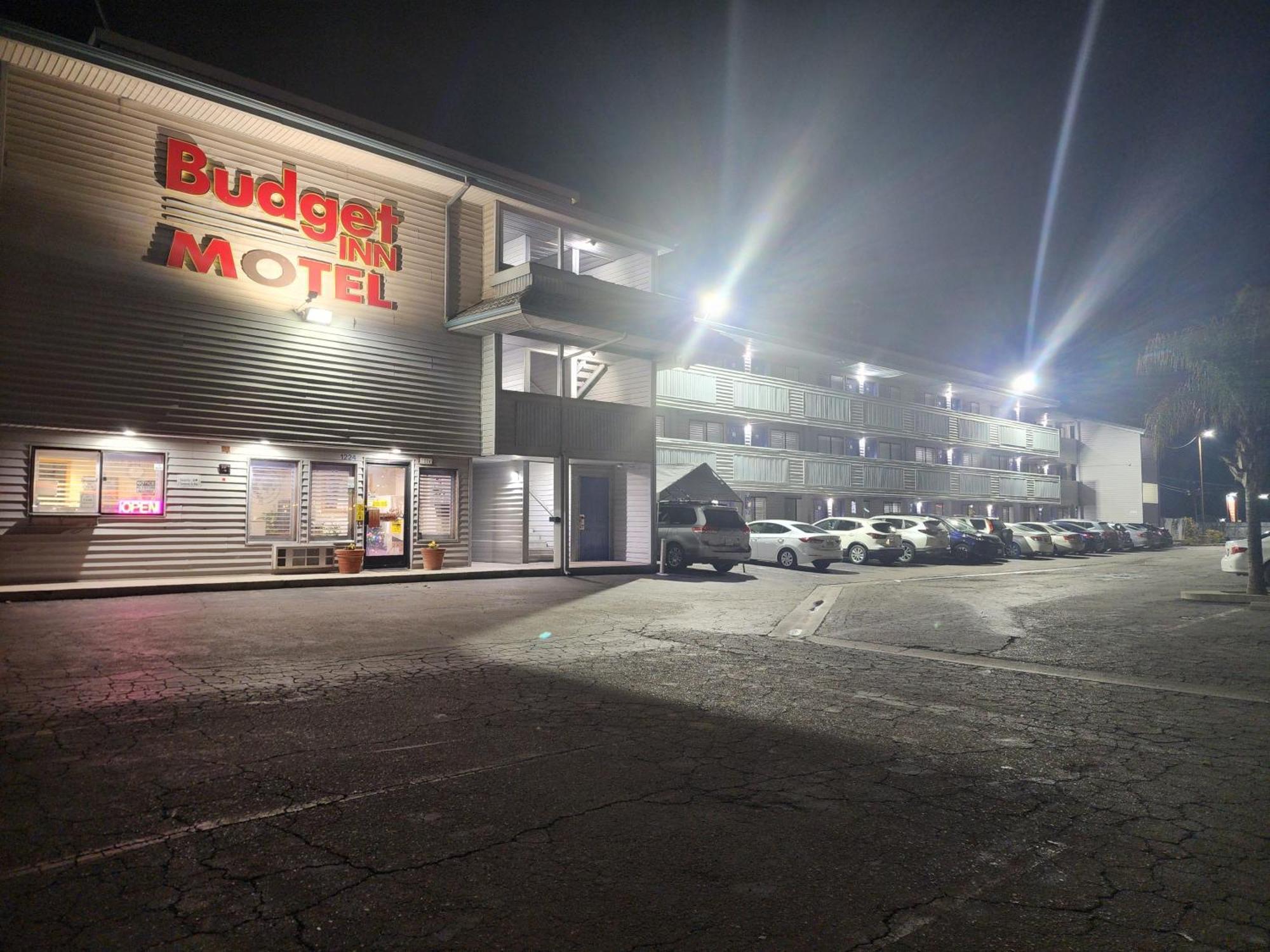 Budget Inn Corcoran Екстериор снимка